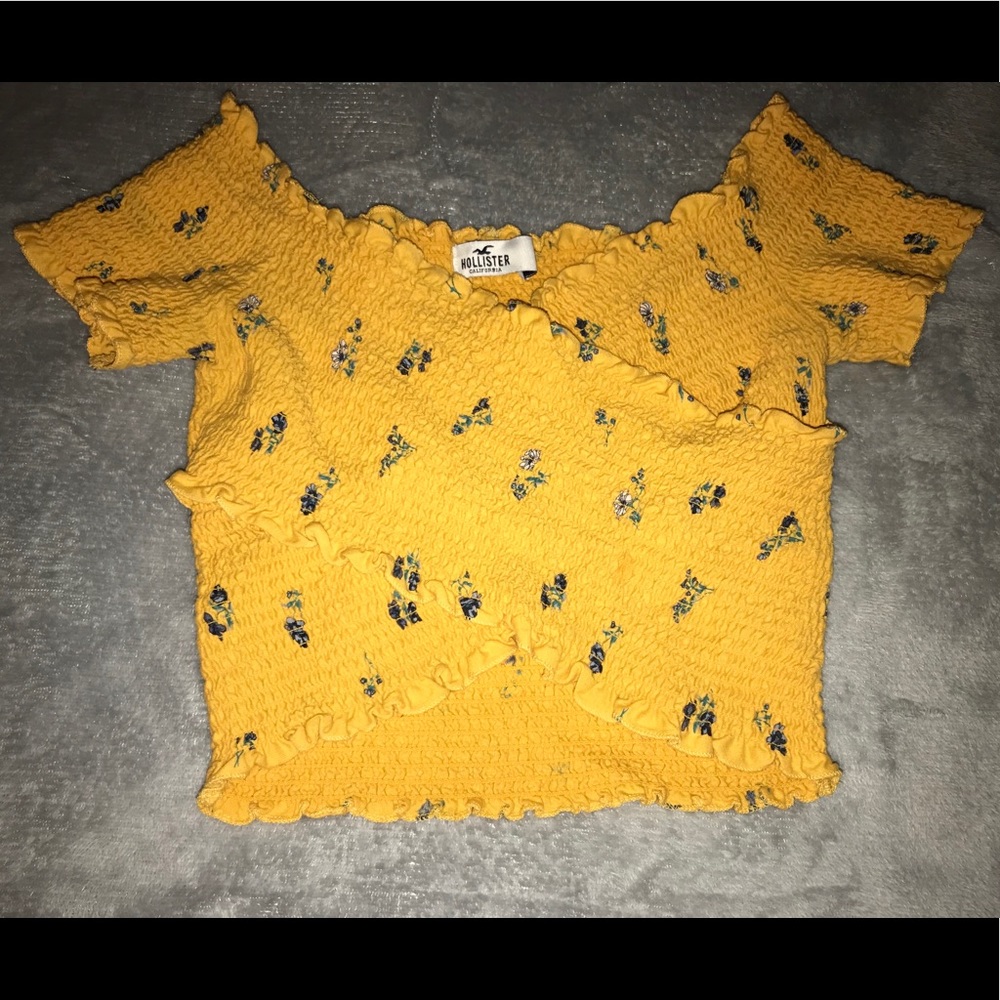 Hollister crop top size xs